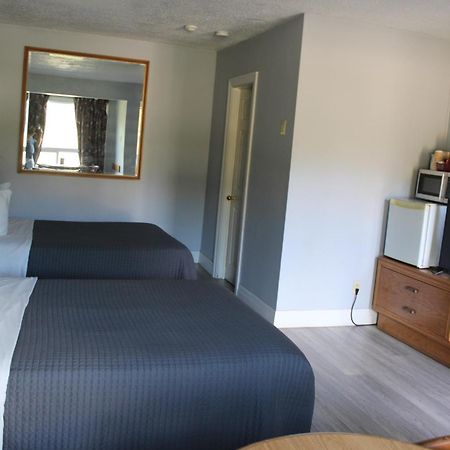 Bancroft Inn & Suites Kültér fotó