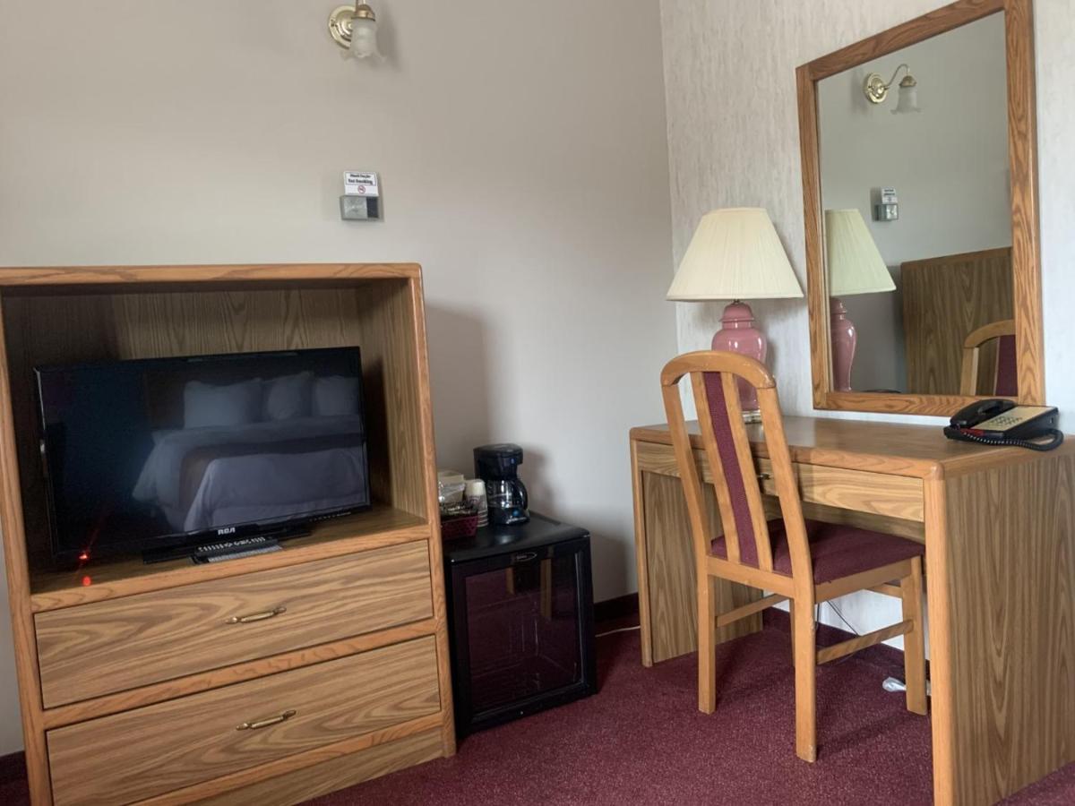 Bancroft Inn & Suites Kültér fotó