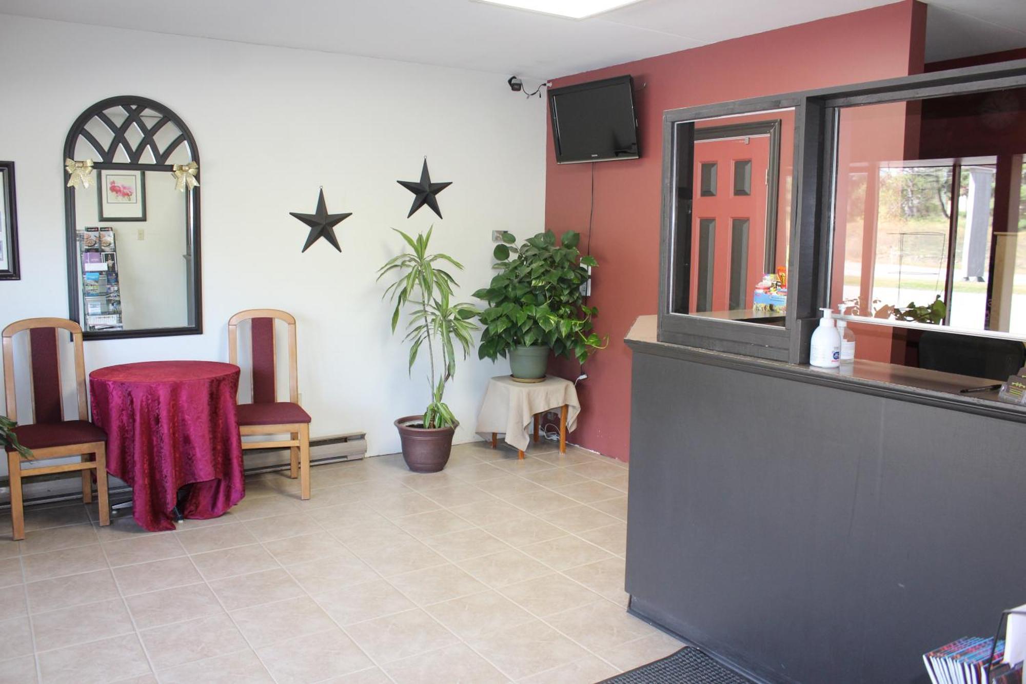 Bancroft Inn & Suites Kültér fotó