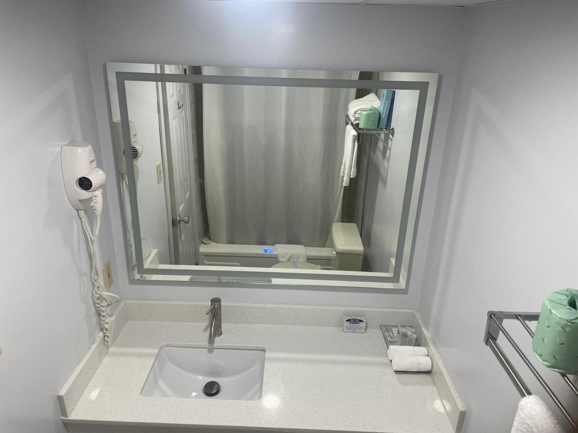 Bancroft Inn & Suites Kültér fotó